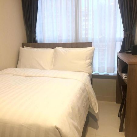 We Hotel Kowloon Hong Kong Exterior photo
